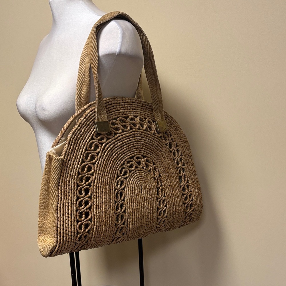 Vintage Tan Woven Handbag